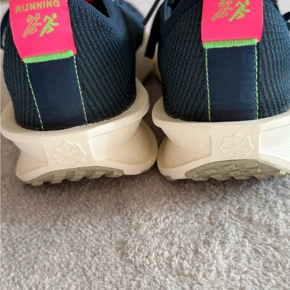 Nike Interact Run Women's Road Running Shoes
